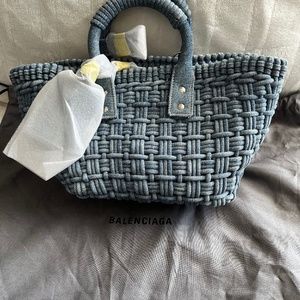 Balenciaga Bistro XS Basket With Strap